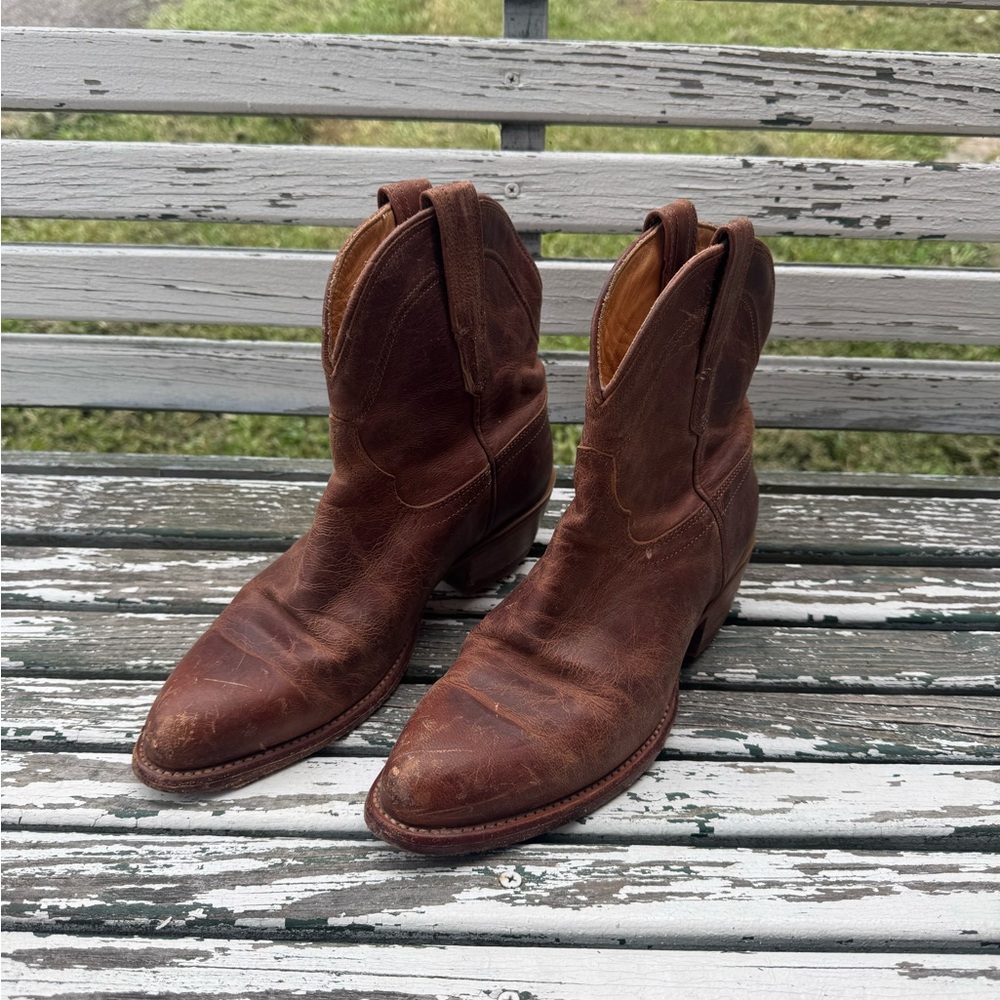 Tecovas “The Penny” short western boots